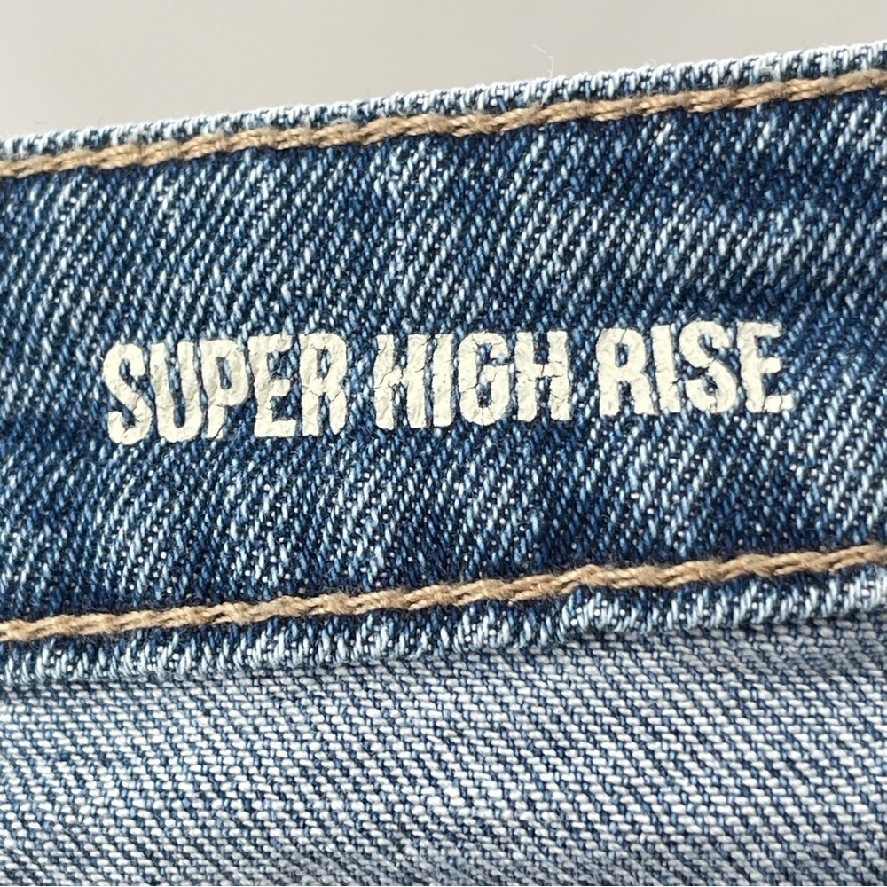 Rewash Super High Rise Raw Hem Jean Shorts Size 30 - Picture 6 of 8